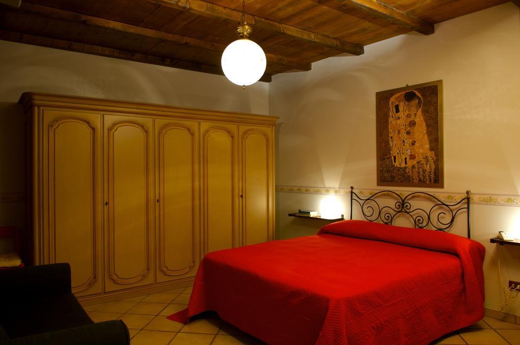La Colonna Bed & Breakfast Montelanico Стая снимка