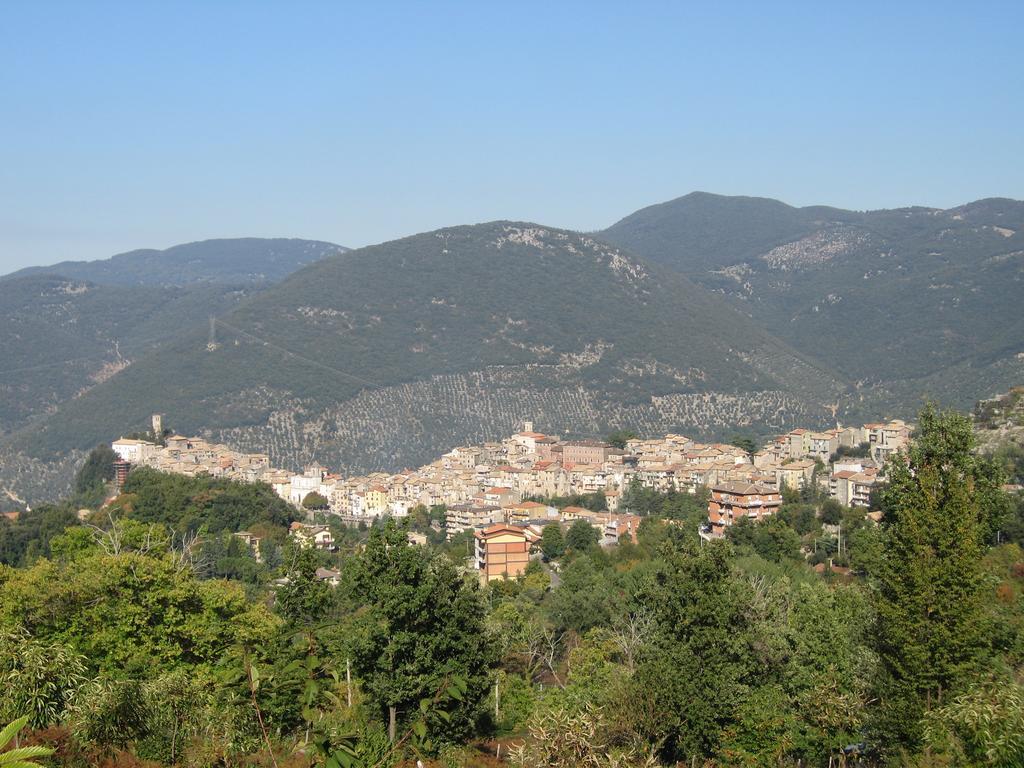 La Colonna Bed & Breakfast Montelanico Екстериор снимка