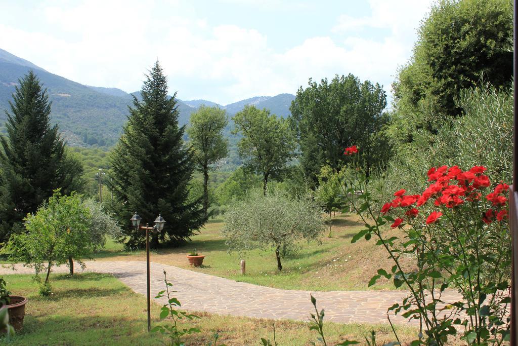 La Colonna Bed & Breakfast Montelanico Екстериор снимка